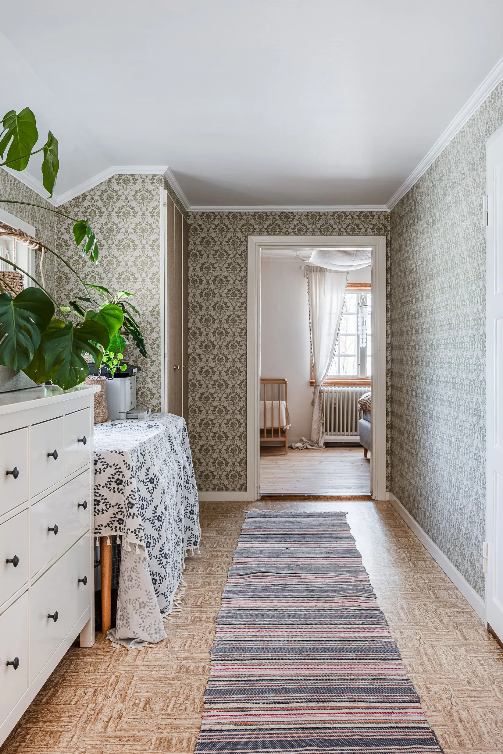 Villa, Hällne 237, Oviken, Berg