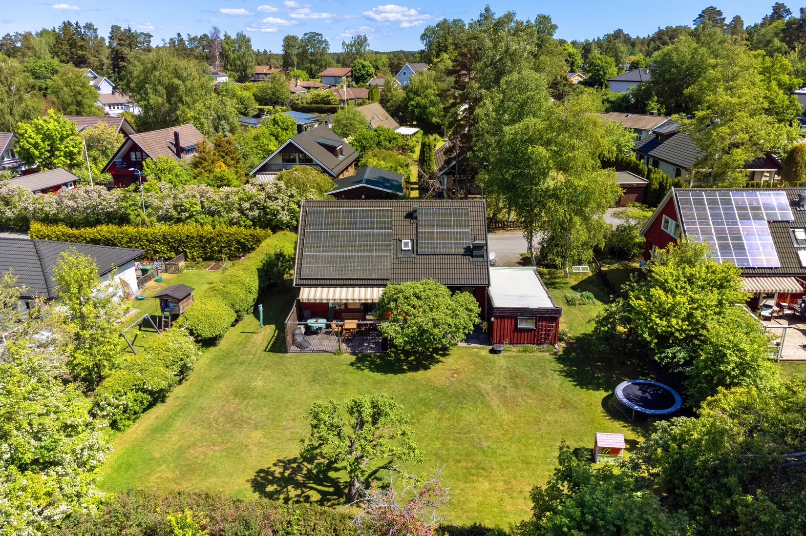 Villa, Källvägen 8, Västra Vallabrink, Täby