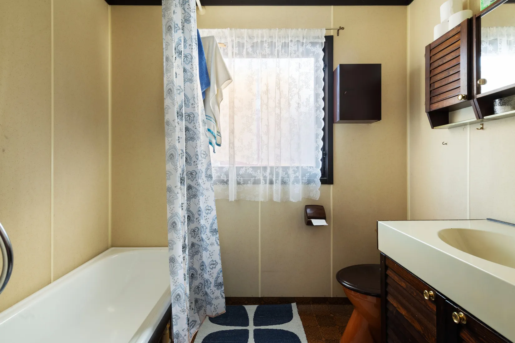 Villa, Källvägen 8, Västra Vallabrink, Täby