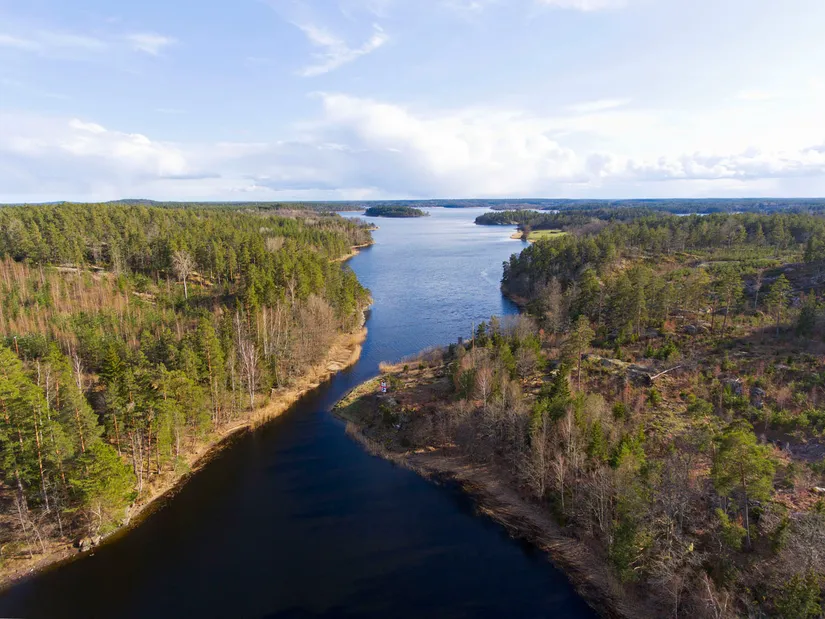 Villa, Gård/Skog, Grop Kullborg 2, Västervik