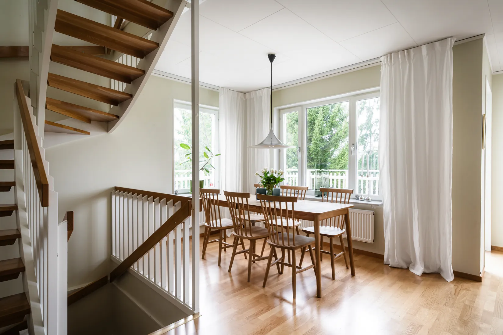 Villa, Stäkshöjden 27, Stäket, Järfälla