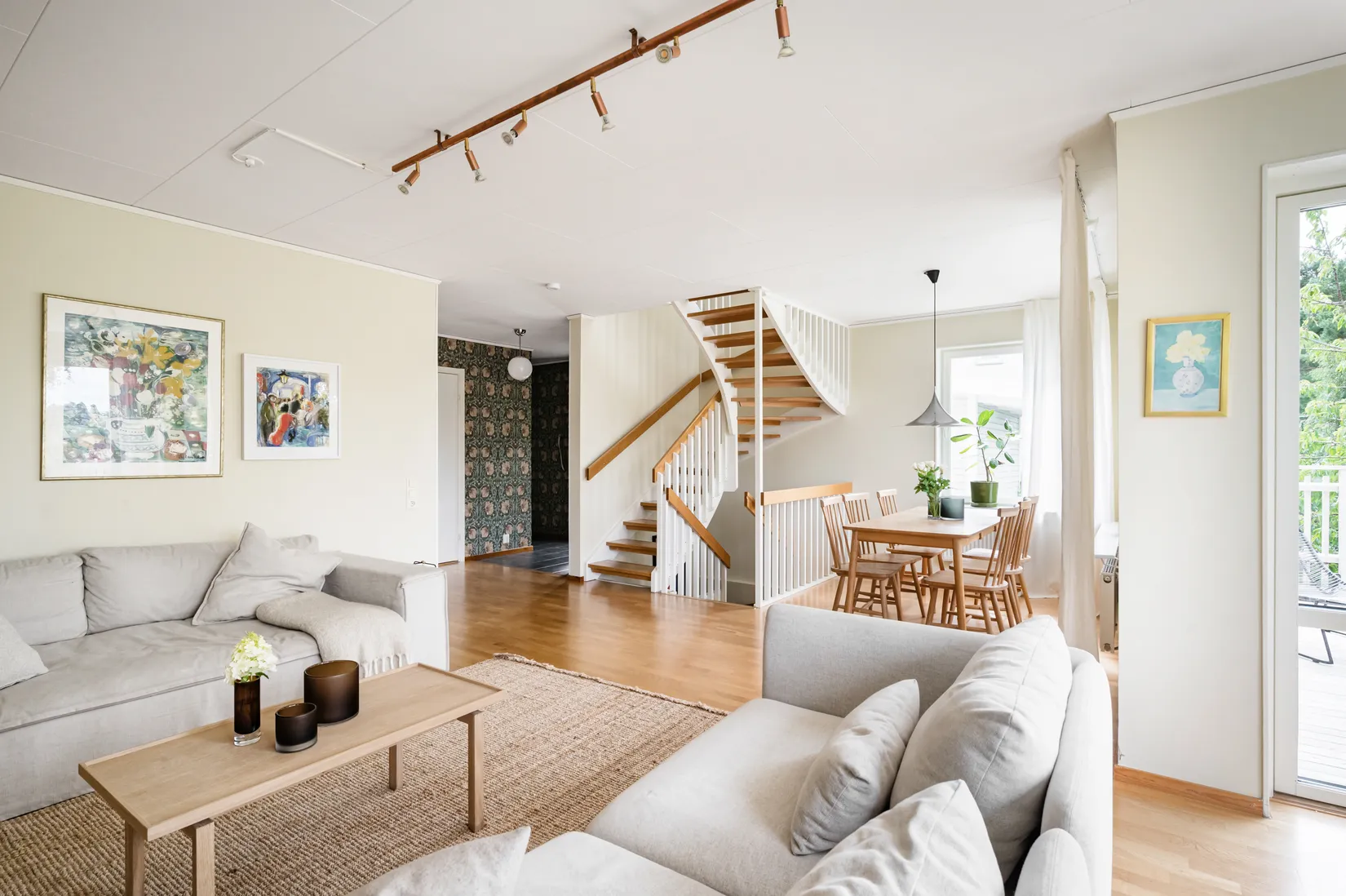 Villa, Stäkshöjden 27, Stäket, Järfälla