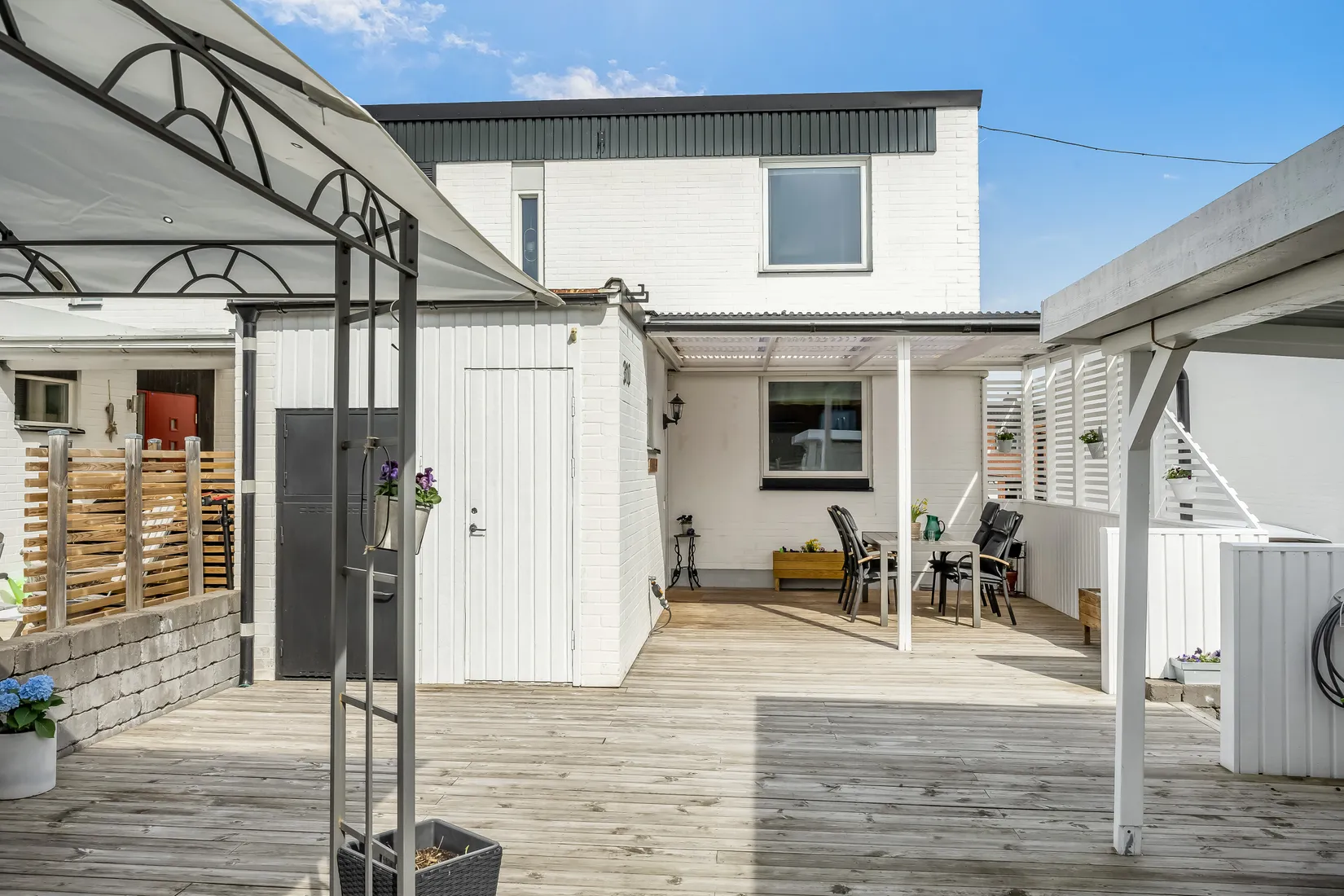 Radhus, Lidaleden 310, Smedby, Norrköping