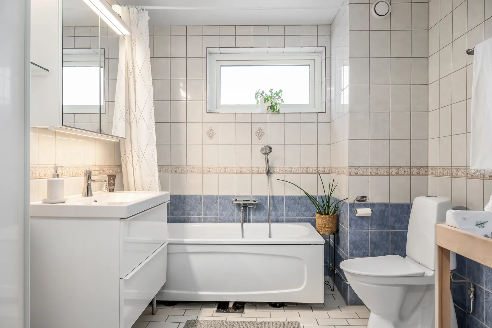 Radhus, Lidaleden 310, Smedby, Norrköping