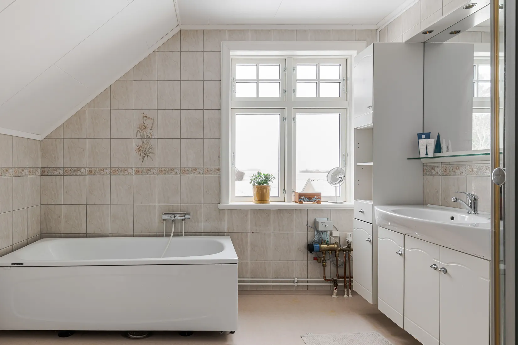 Villa, Rogslösa 214, Rogslösa, Vadstena