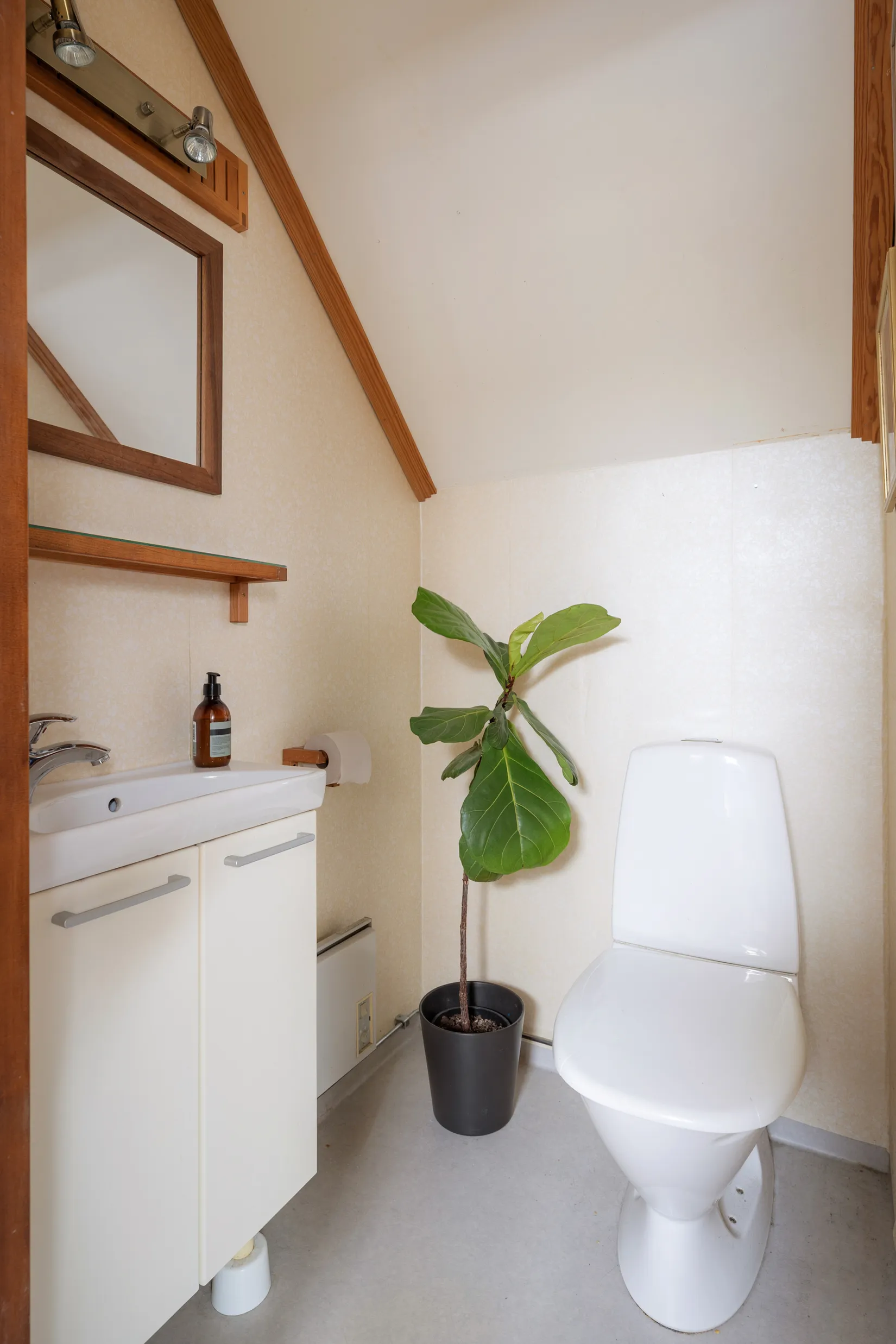 Villa, Frälsegårdsvägen 3, Göta, Lilla Edet