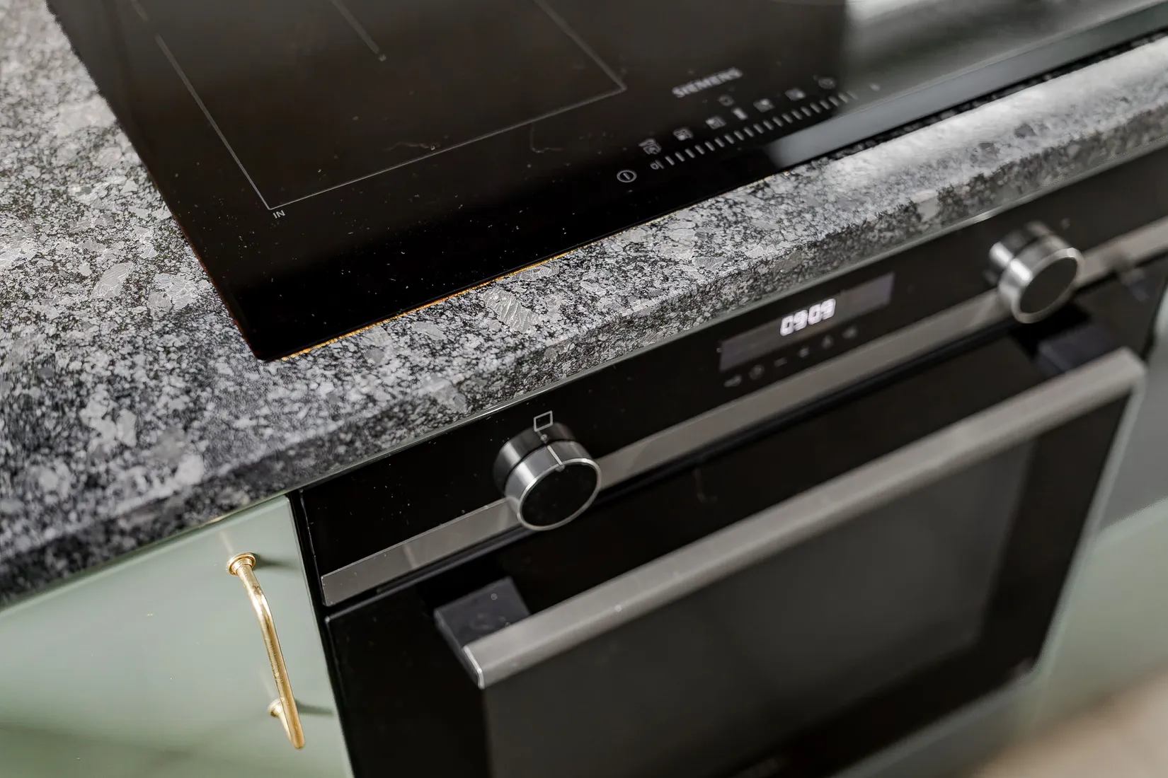 Radhus, Växthusgränd 23, Marieberg, Nyköping