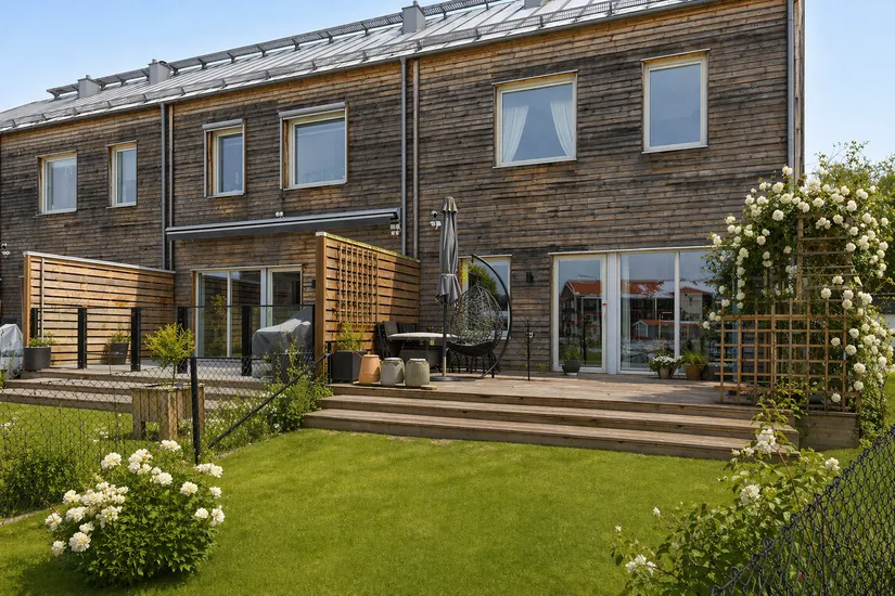 Radhus, Växthusgränd 23, Marieberg, Nyköping