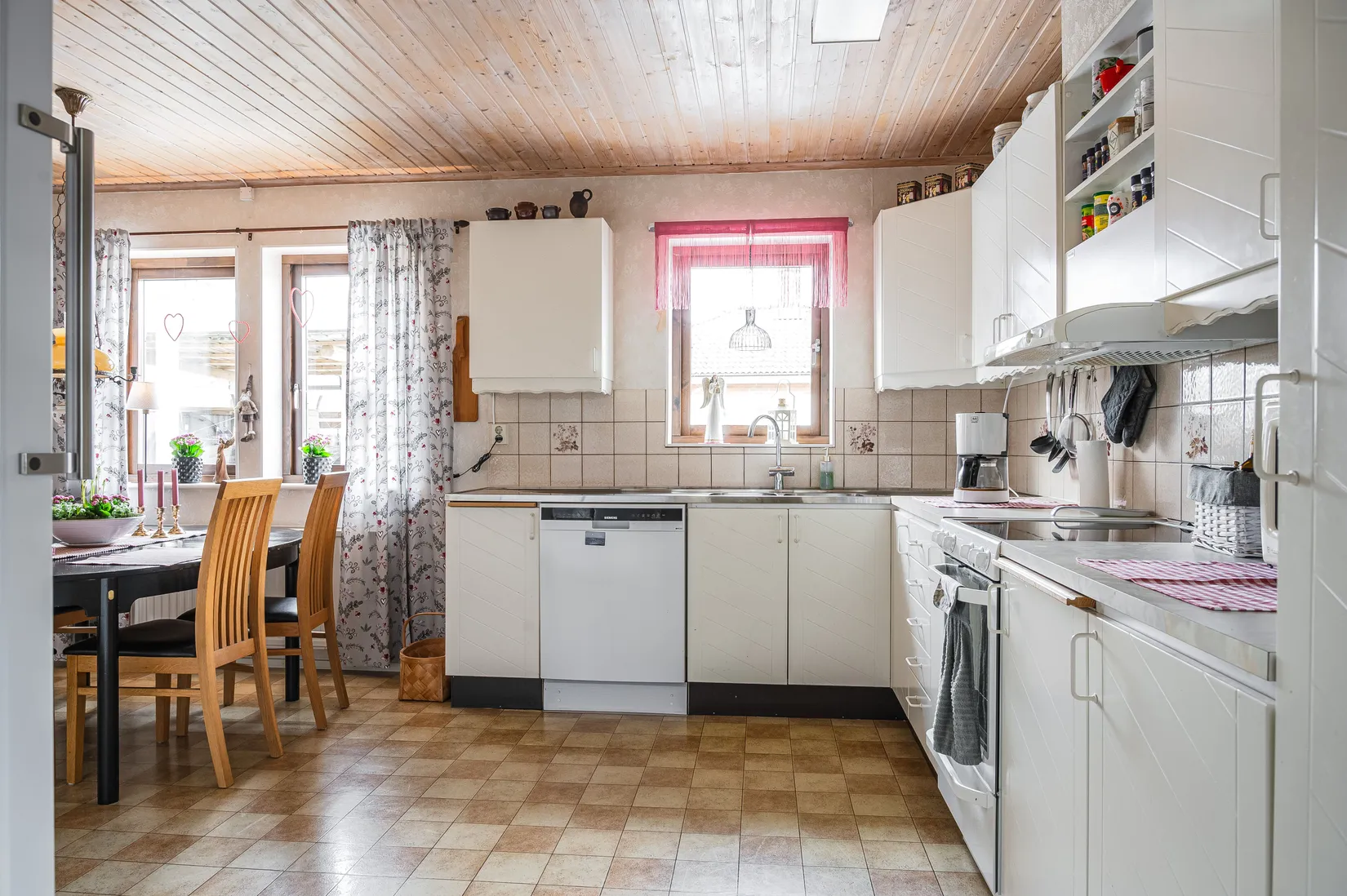 Villa, Bangatan 27, Herrljunga centralt, Herrljunga