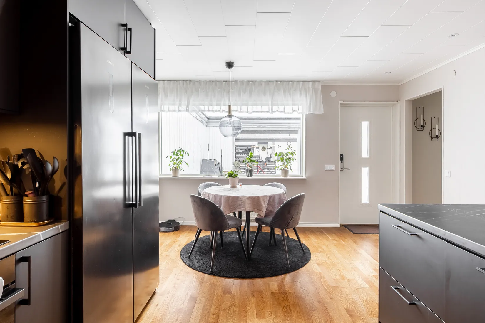 Villa, Radhus, Stockvägen 83, Ryd, Skövde