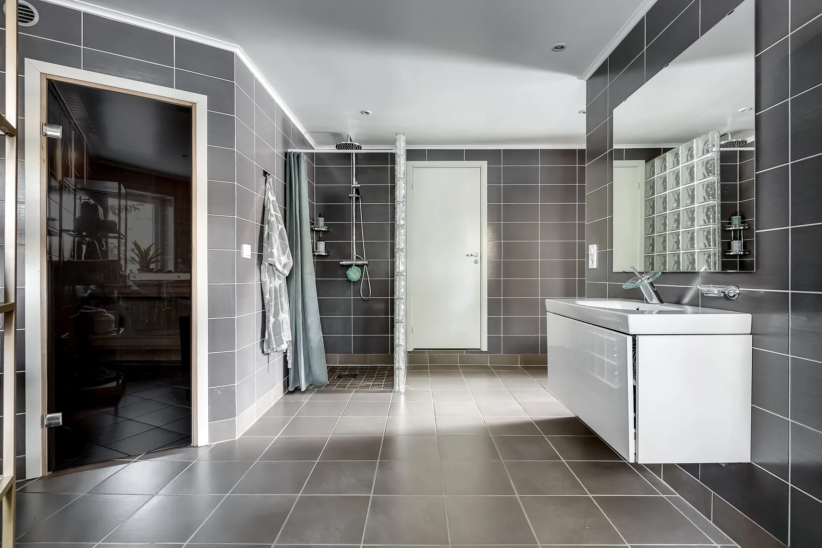 Villa, Tegelstigen 13, Kolvik, Värmdö