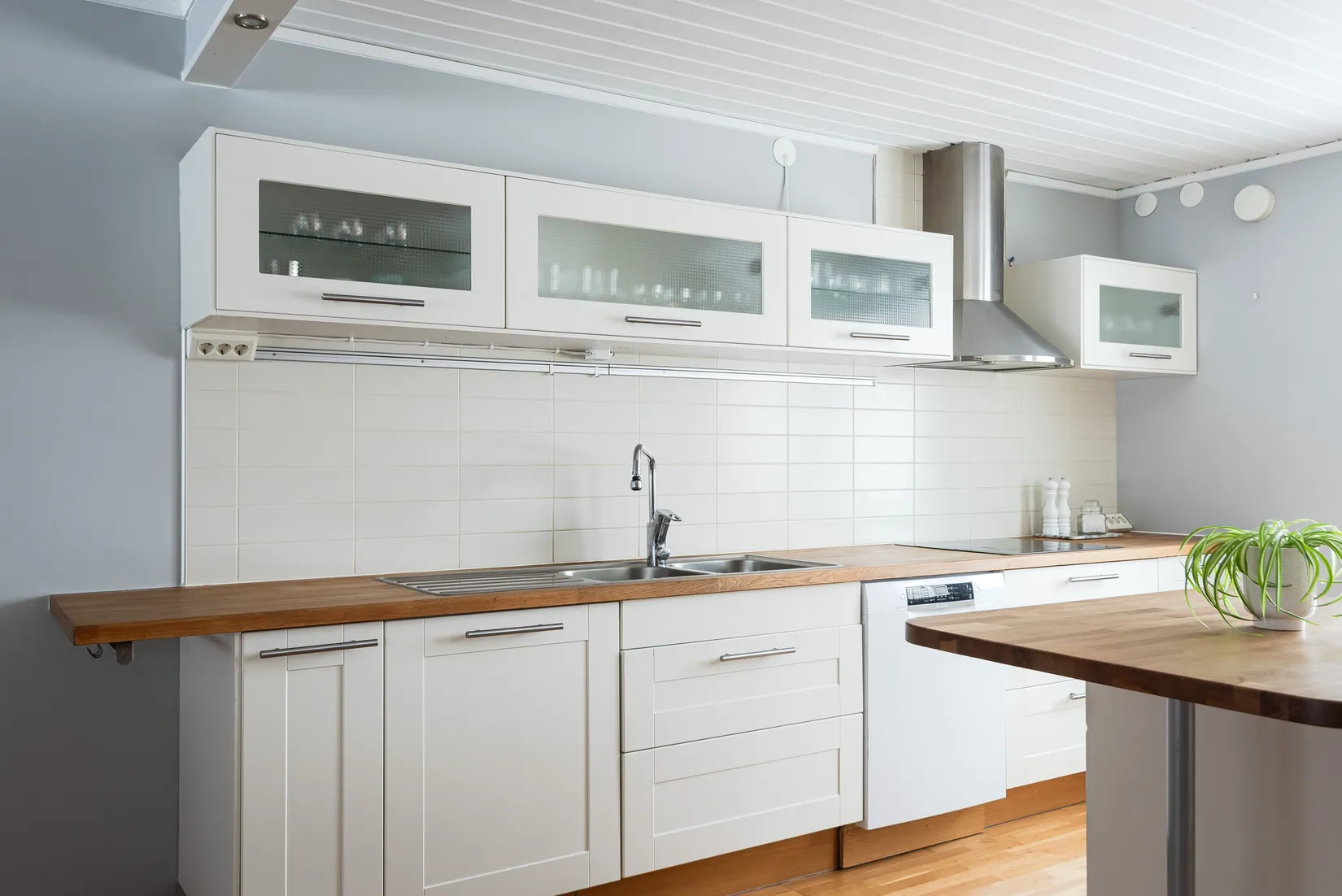 Villa, Sadelvägen 1, Österro, Sundsvall