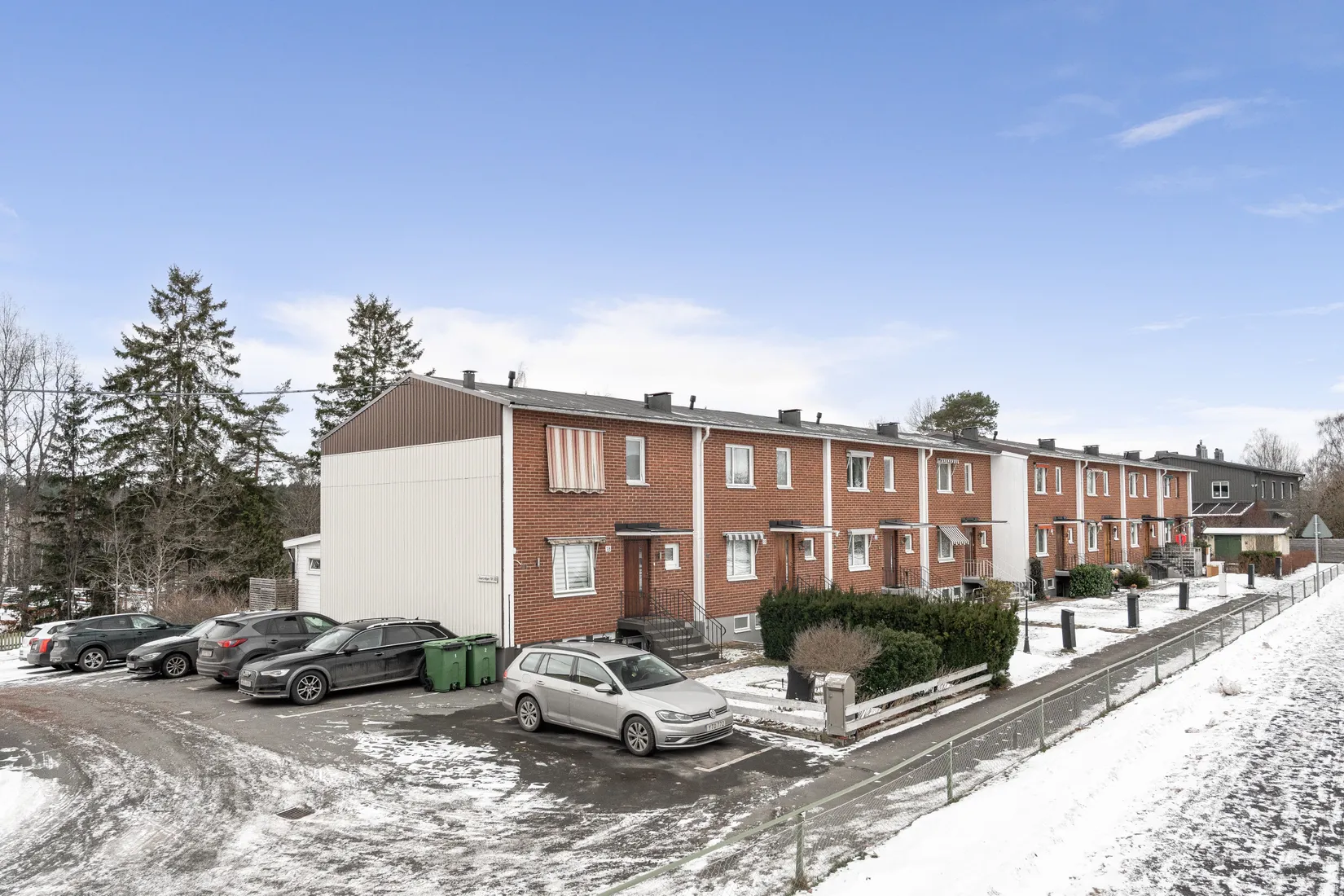 Villa, Radhus, Åkersvägen 18, Lockebo, Jönköping