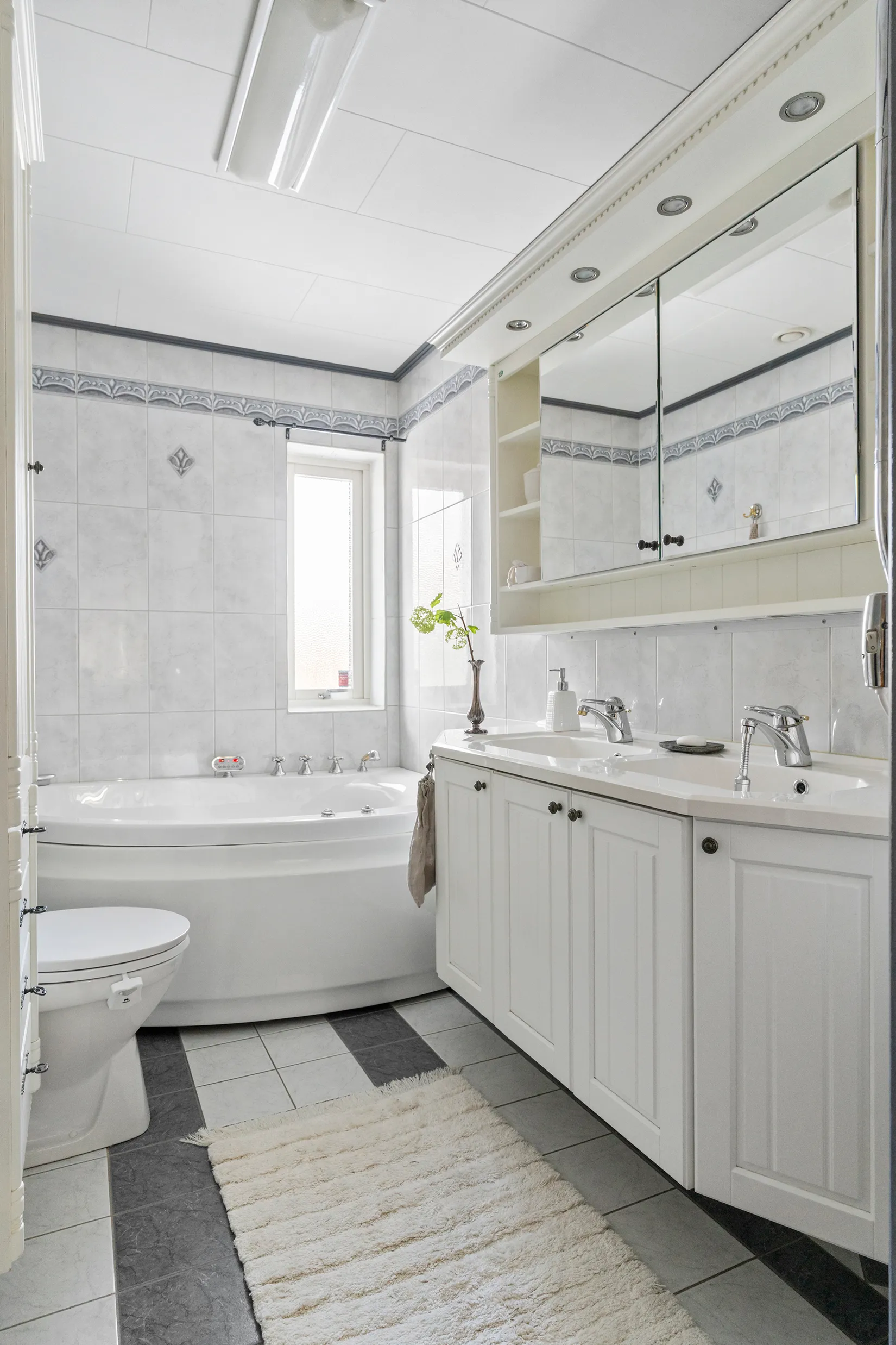 Villa, Smevägen 9, Ström, Lilla Edet