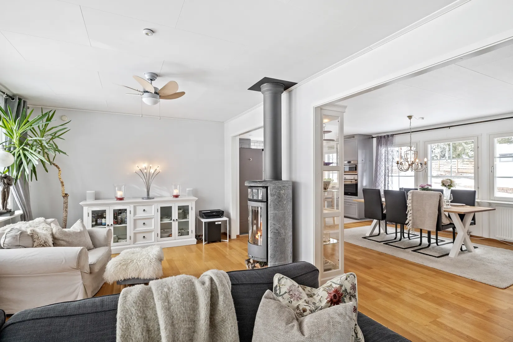 Villa, Gunbovägen 10, Svinninge, Österåker