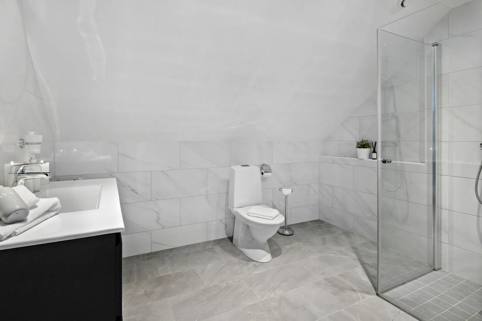 Villa, Gunbovägen 10, Svinninge, Österåker