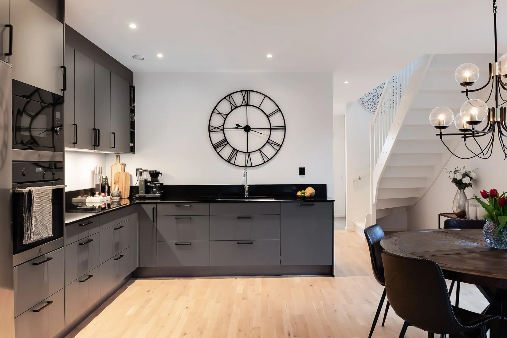 Bostadsrätt, Radhus, Skogalundsgatan 10E, Ryttartorpet, Kumla