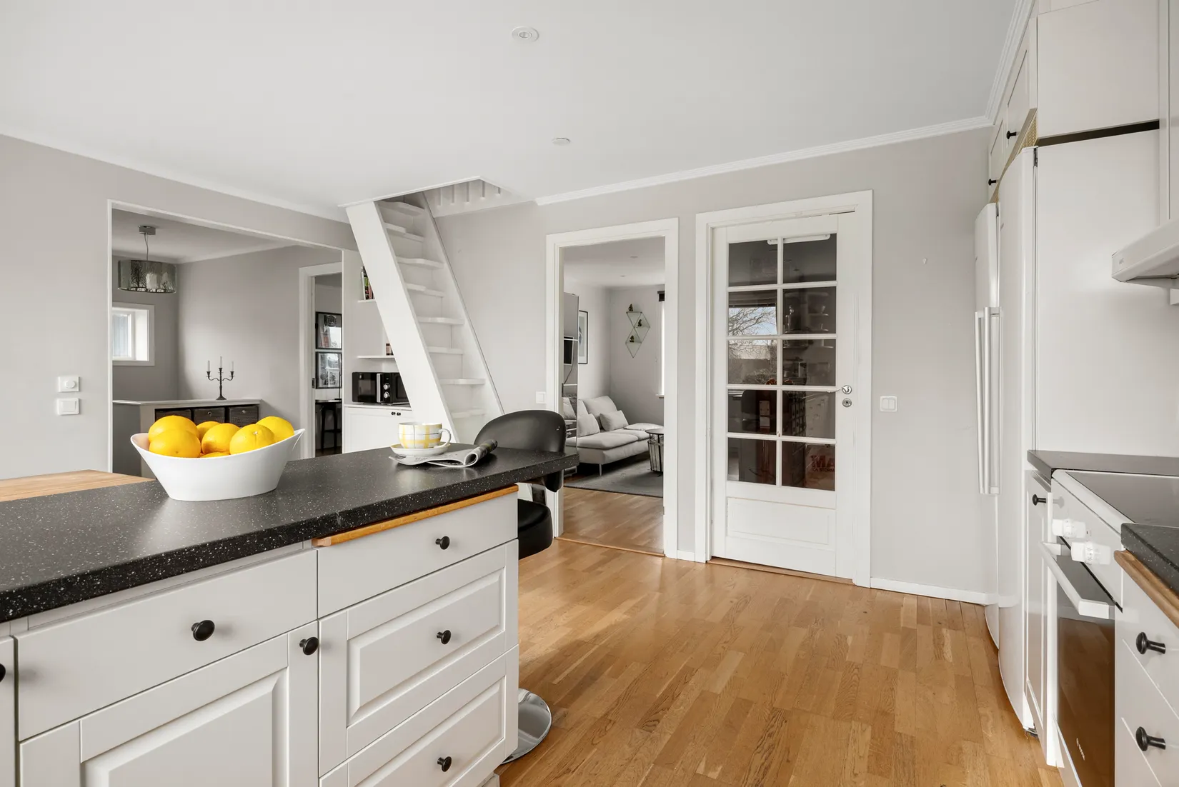 Villa, Tibastvägen 37, Hässelby Södra Villastad, Stockholm