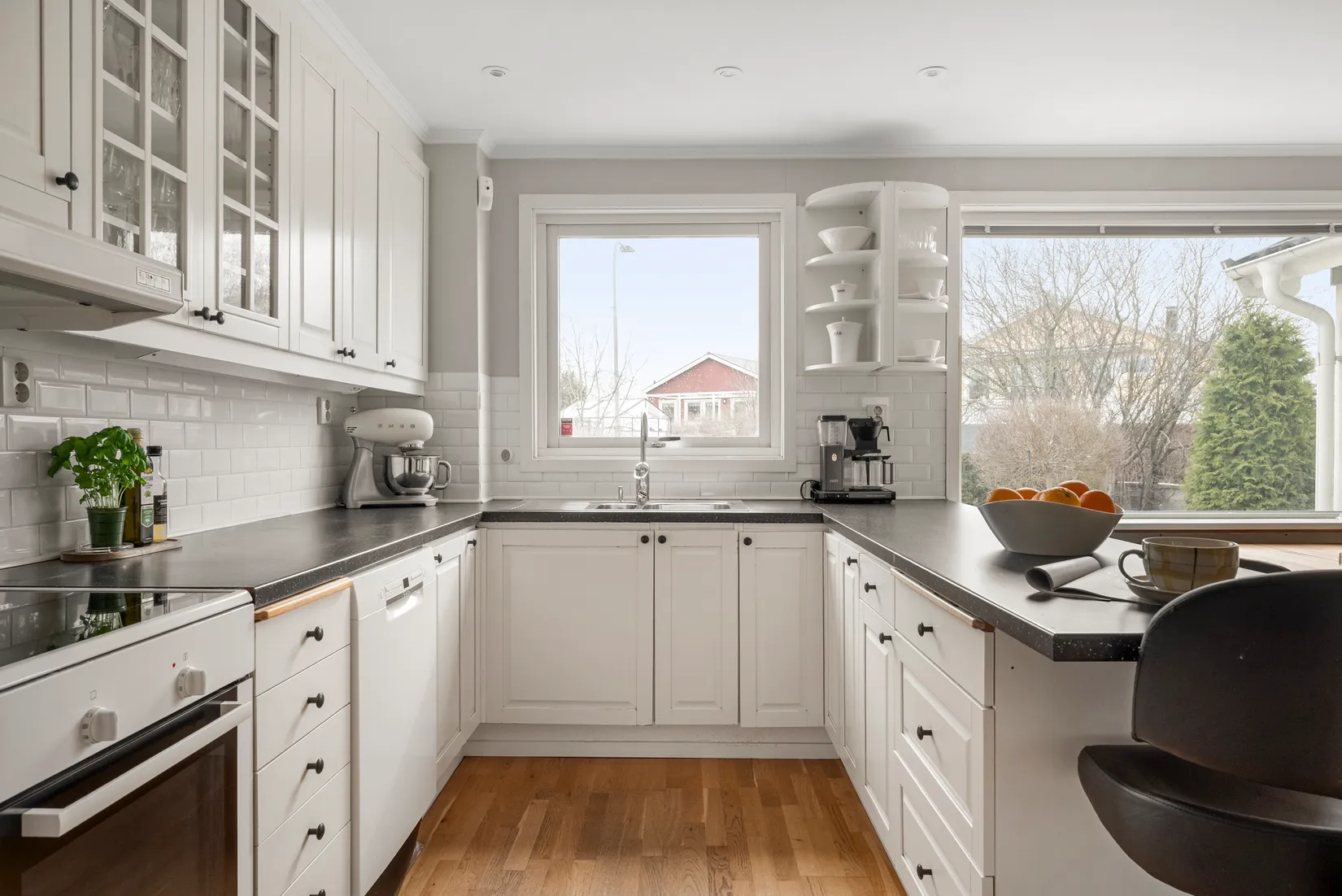 Villa, Tibastvägen 37, Hässelby Södra Villastad, Stockholm