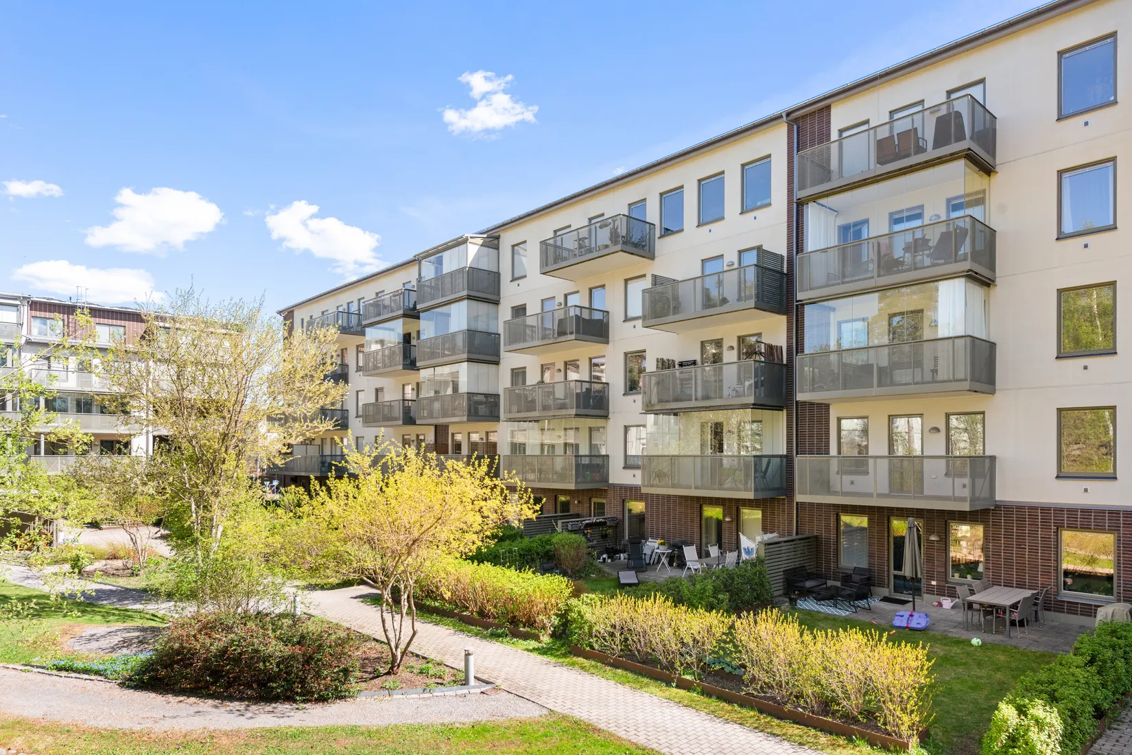 Bostadsrätt, Ågesta broväg 84, Farsta, Stockholm