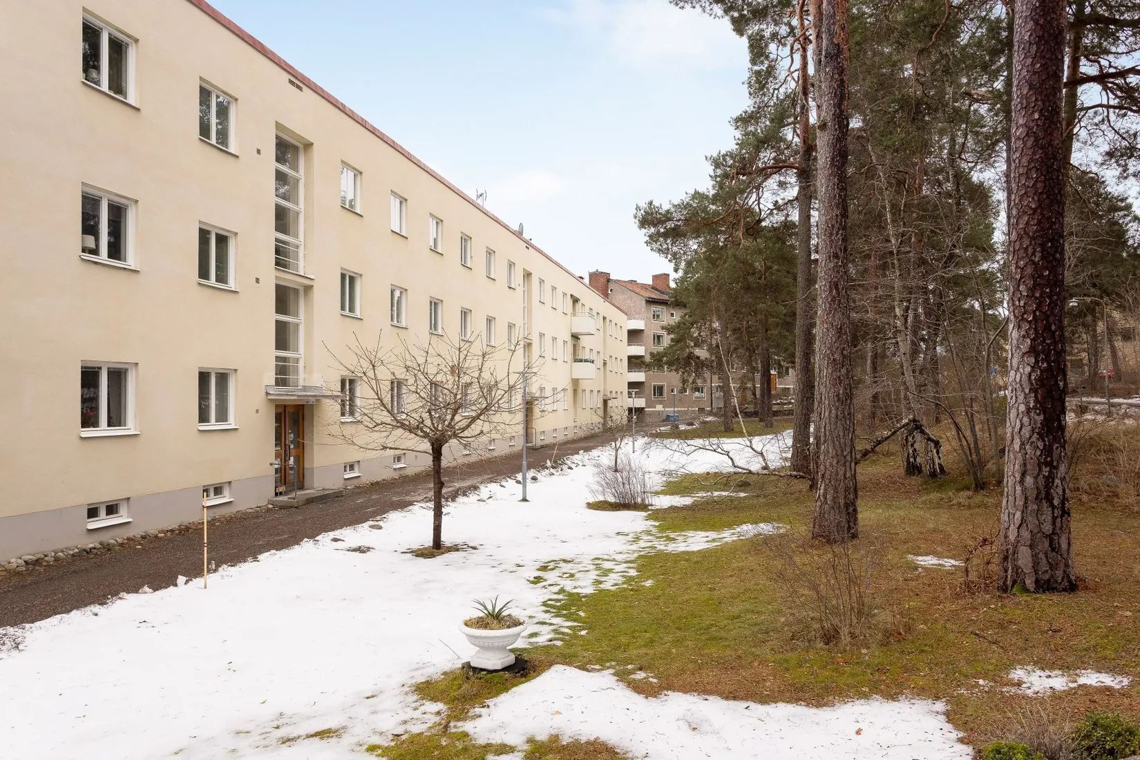 Bostadsrätt, Runda Vägen 19, vån 2/3, Alvik, Stockholm