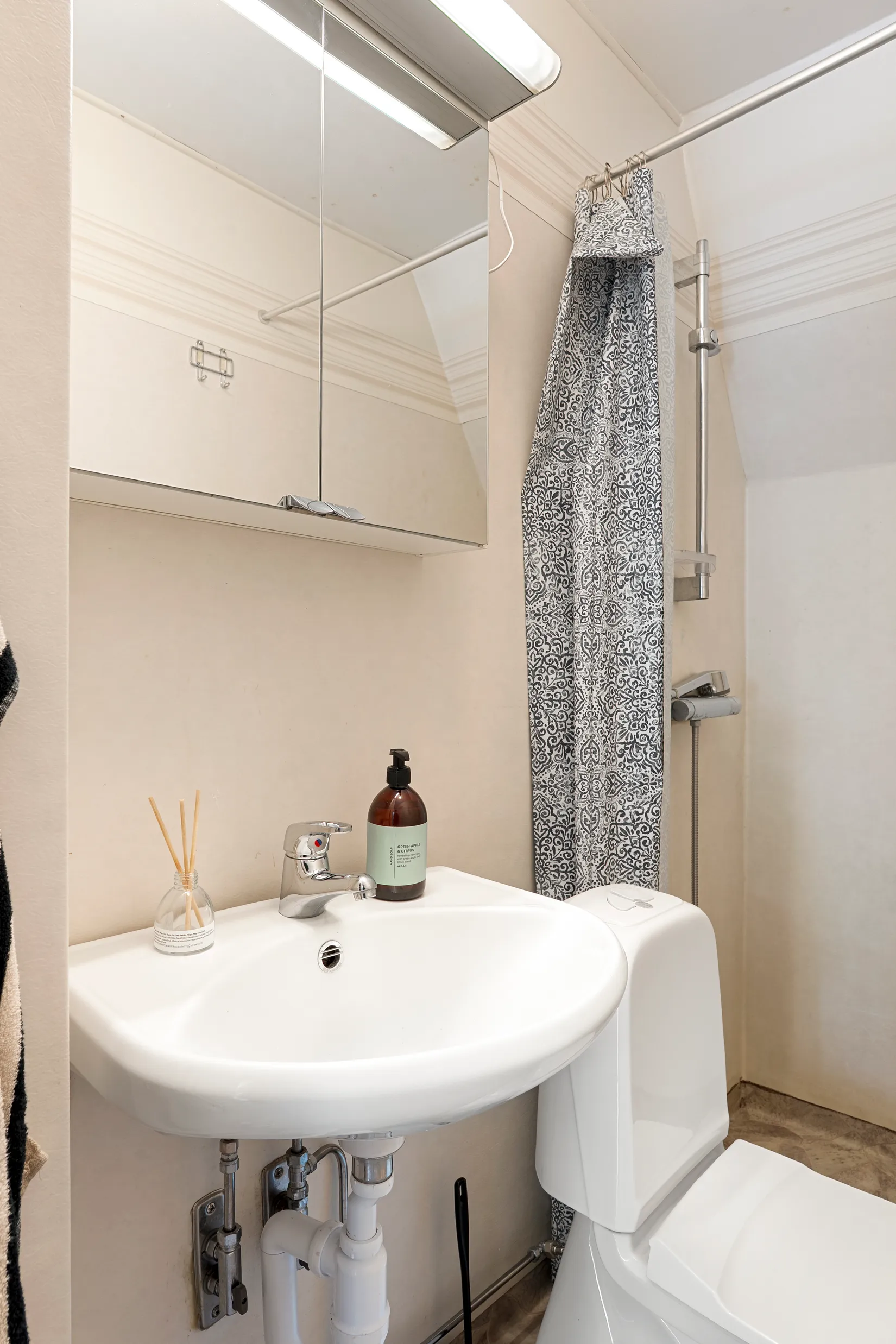 Villa, Skolgatan 32, Centralt, Vingåker