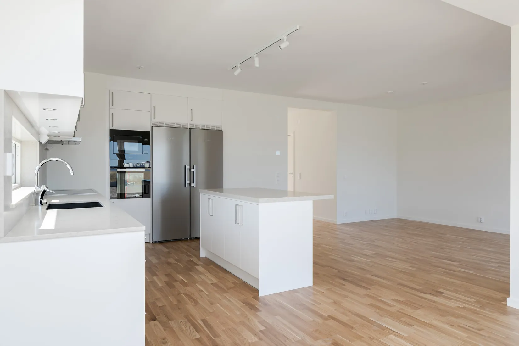 Villa, Radhus, Skatslingan 1-11, Manhem, Norrköping