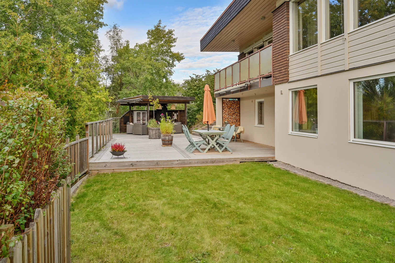 Villa, Lillvägen 9, Runby, Upplands Väsby