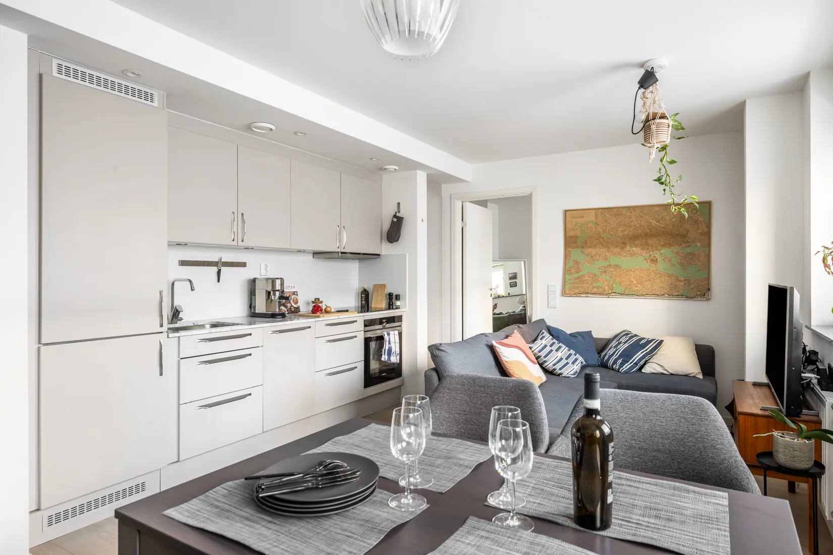 Bostadsrätt, Kyrkbacken 17, Hagalund, Solna