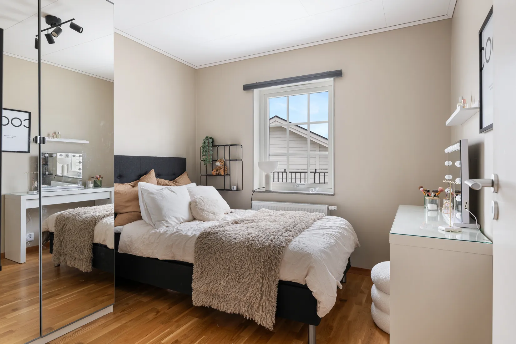 Bostadsrätt, Radhus, Kaveldunsvägen 2D, Löttingelund, Täby