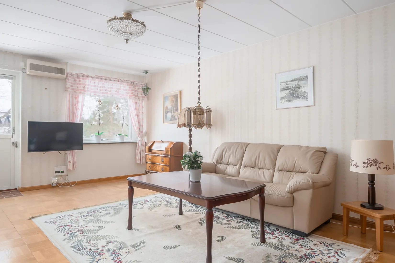 Villa, Radhus, Champinjonvägen 28, Huddinge Sörskogen, Huddinge