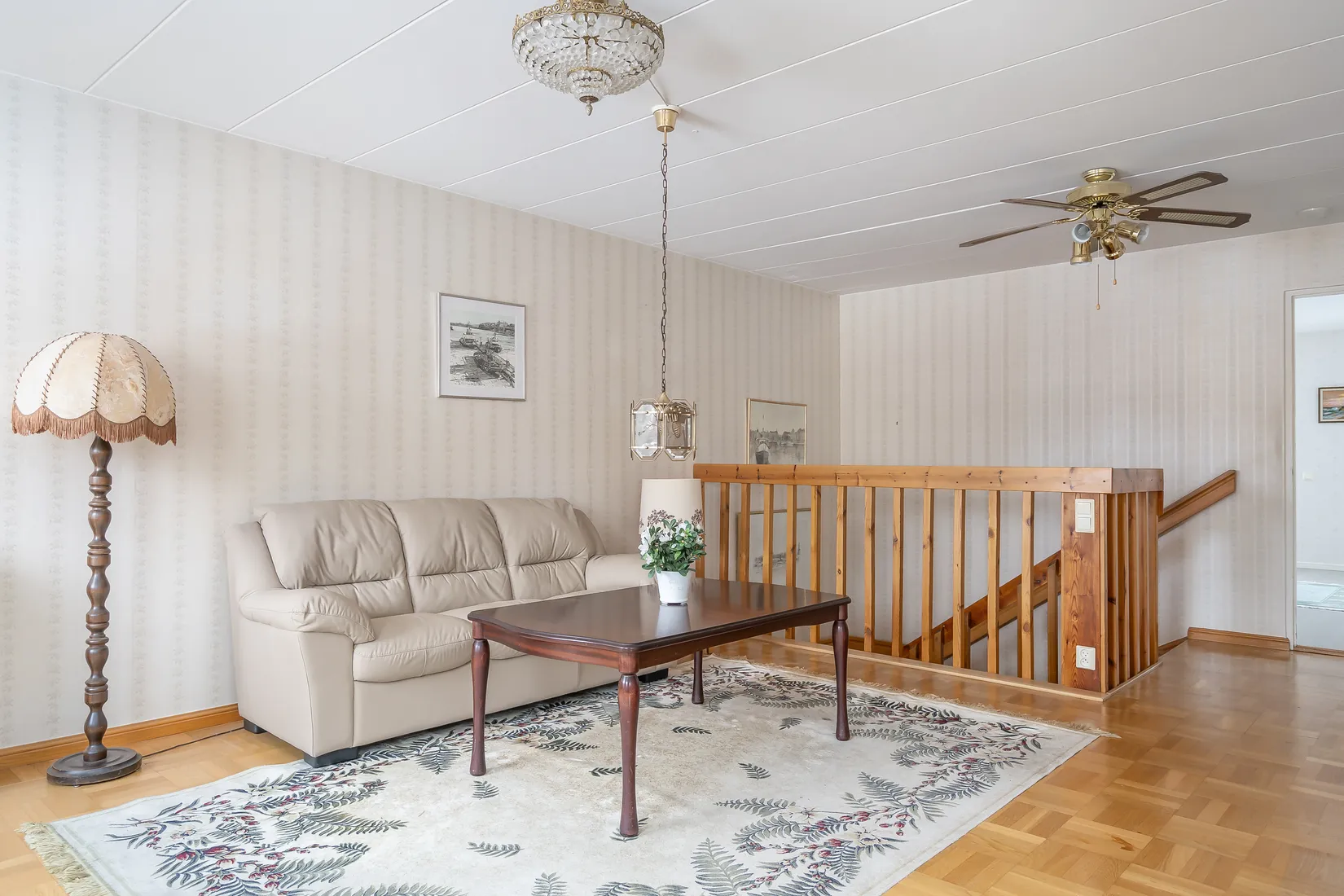 Villa, Radhus, Champinjonvägen 28, Huddinge Sörskogen, Huddinge