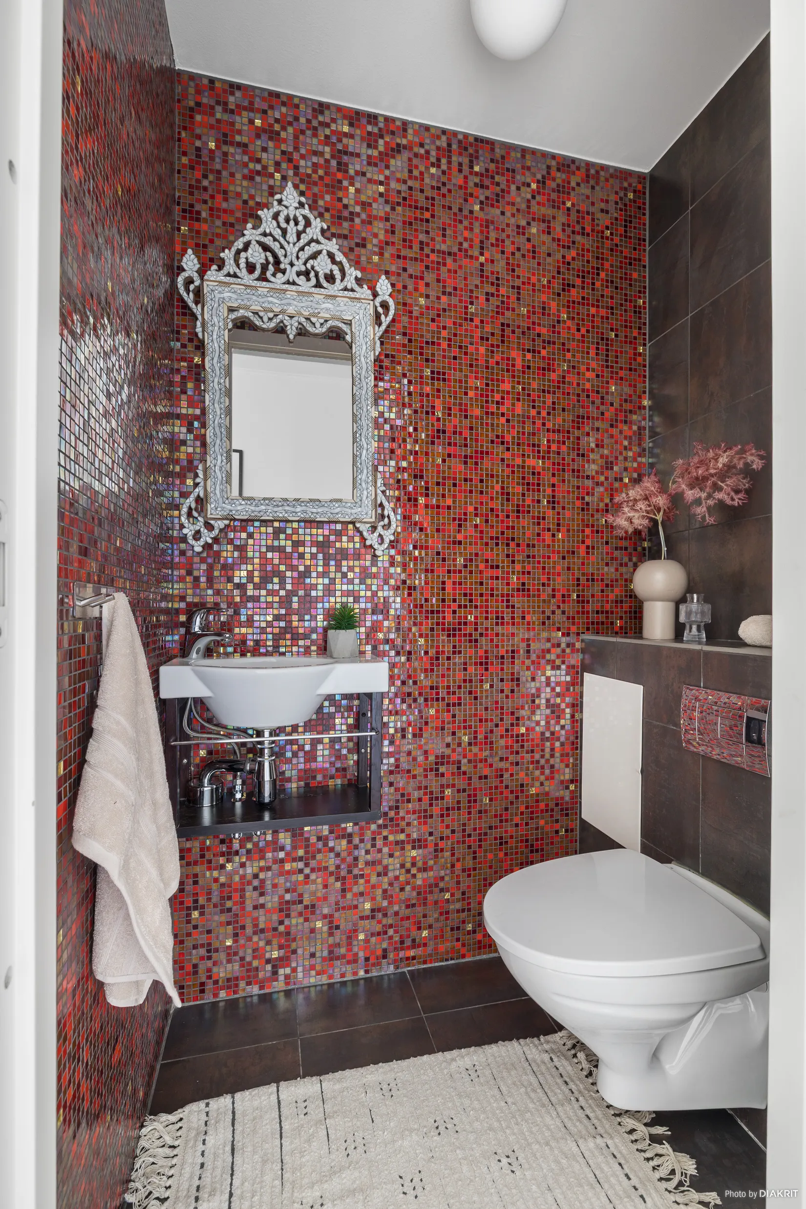 Radhus, Logvägen 5, Solhem, Stockholm