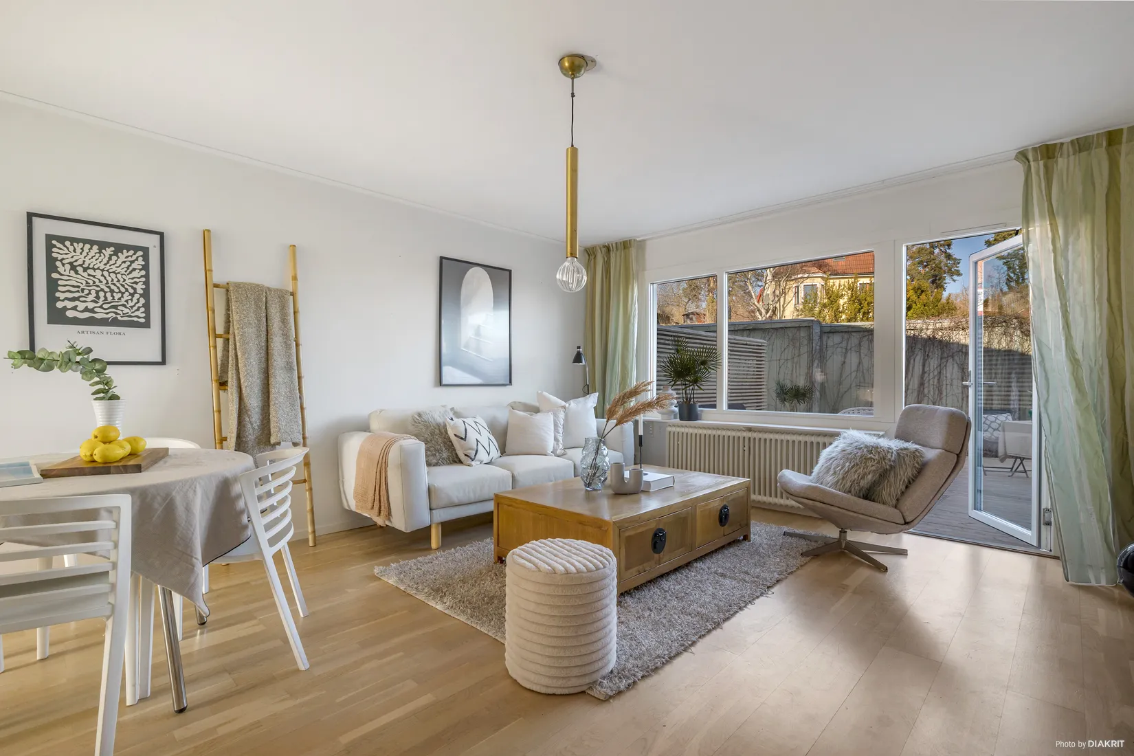 Radhus, Logvägen 5, Solhem, Stockholm