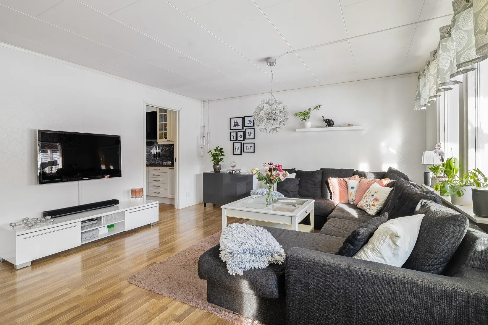 Villa, Radhus, Lingonvägen 21, Östra Ormsta, Vallentuna