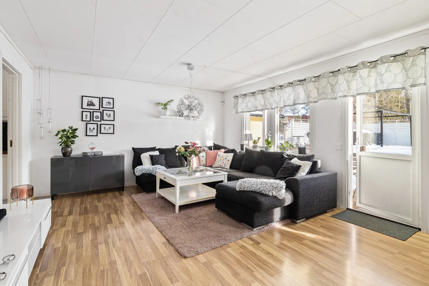 Villa, Radhus, Lingonvägen 21, Östra Ormsta, Vallentuna