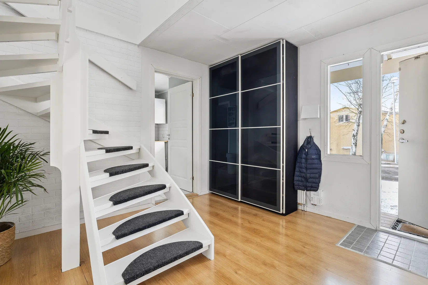 Villa, Radhus, Lingonvägen 21, Östra Ormsta, Vallentuna