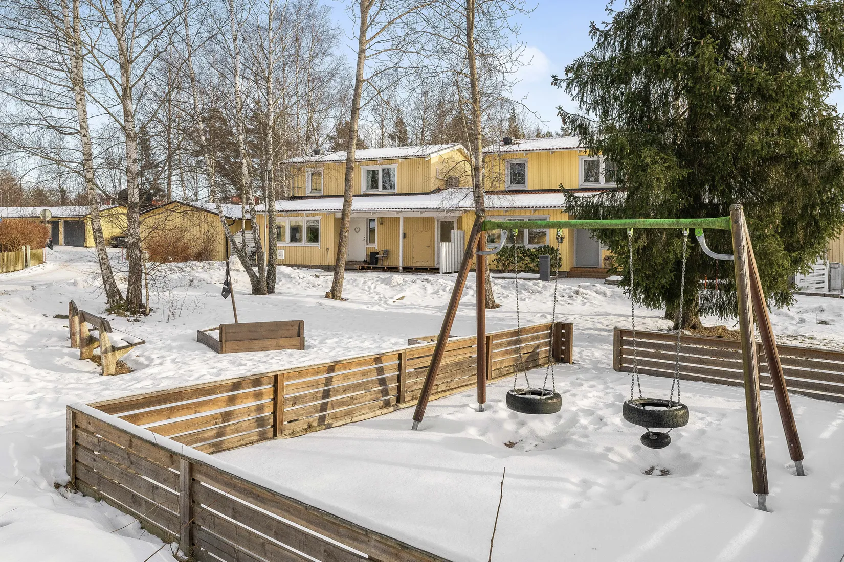 Villa, Radhus, Lingonvägen 21, Östra Ormsta, Vallentuna