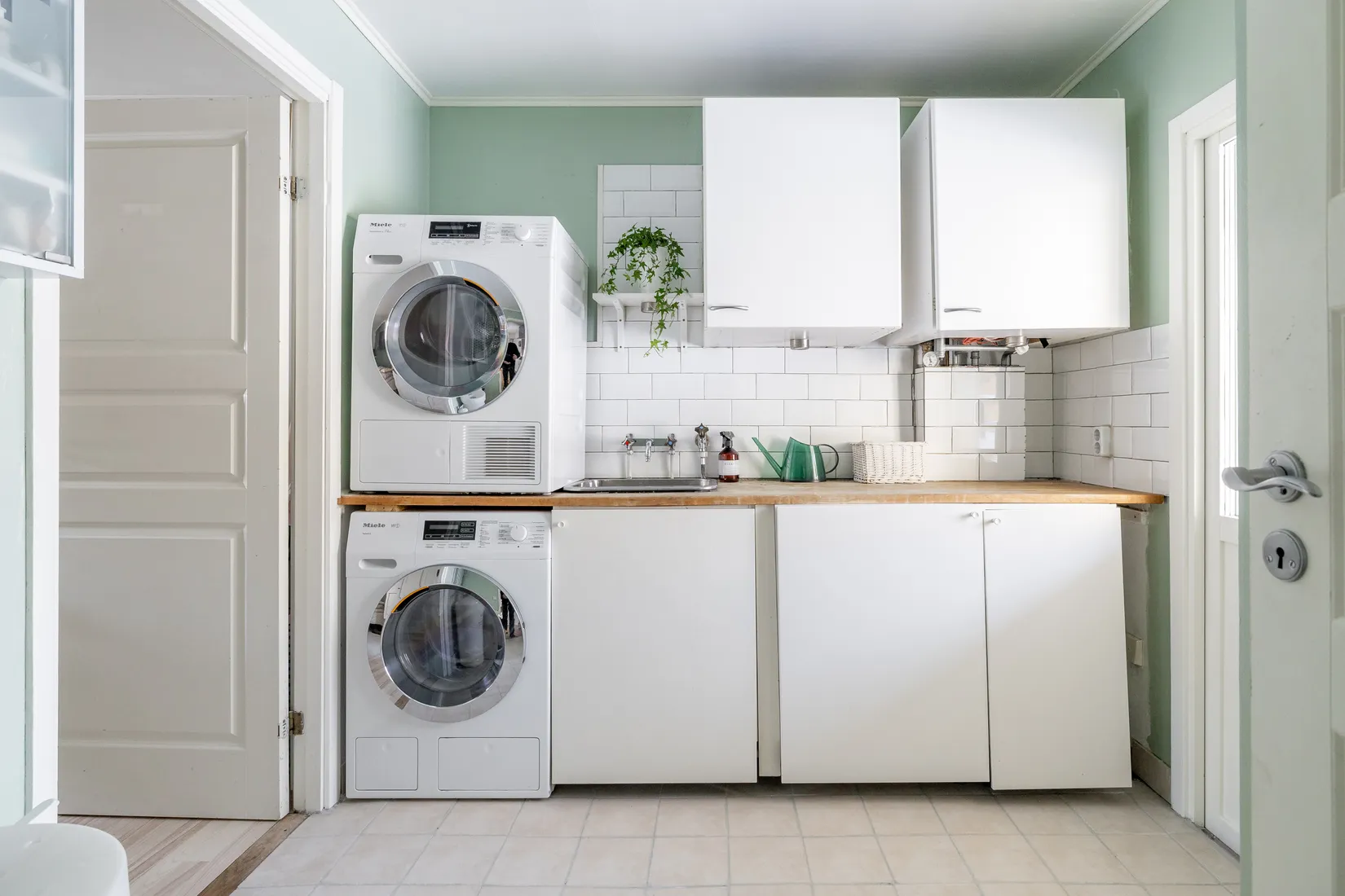 Villa, Radhus, Lingonvägen 21, Östra Ormsta, Vallentuna