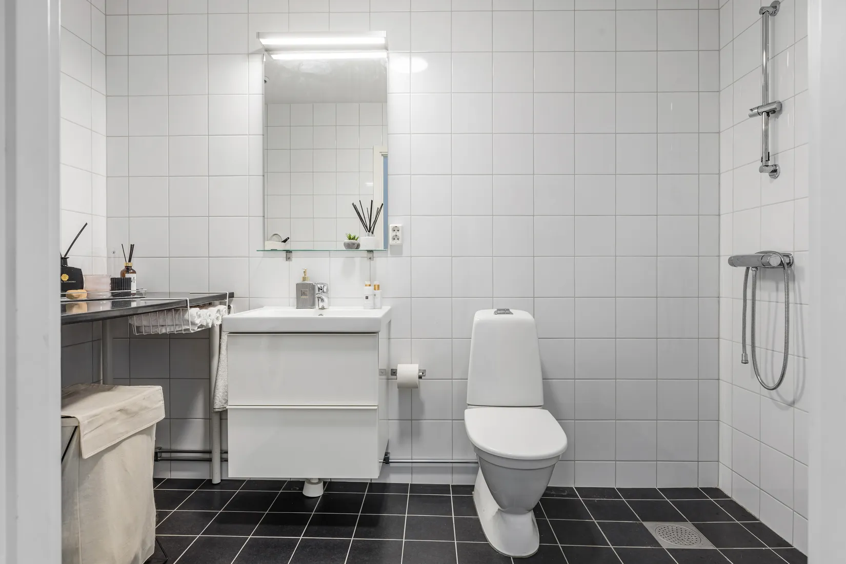 Bostadsrätt, Radhus, IGELVADSSTRÅKET 11, Upplands Väsby