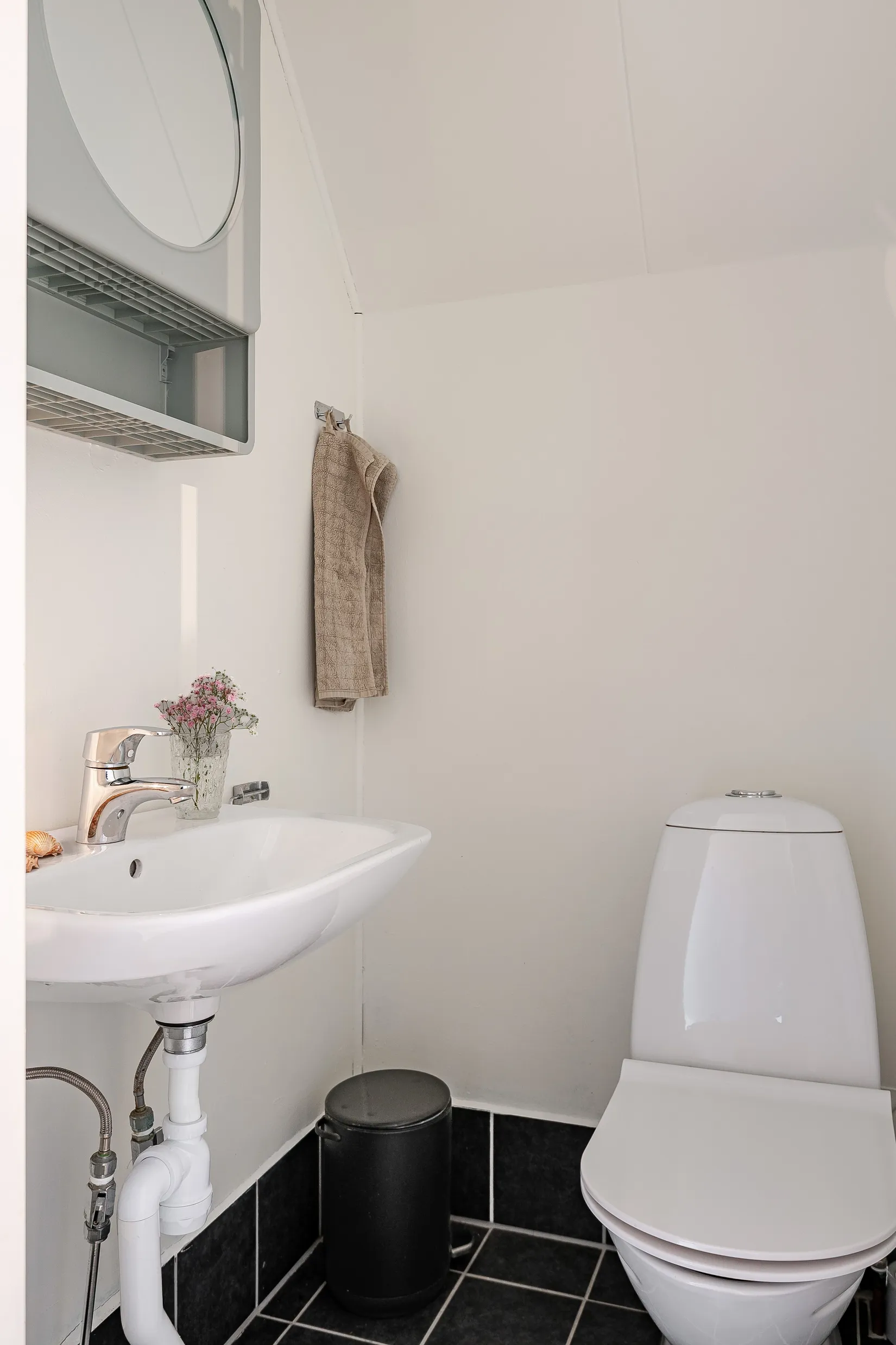 Villa, Skånegatan 19, Valla, Katrineholm