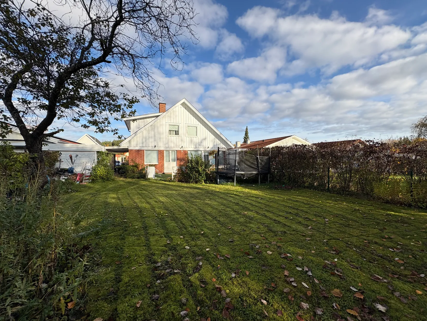 Radhus, Solrosvägen 19, Märsta Centralt, Sigtuna