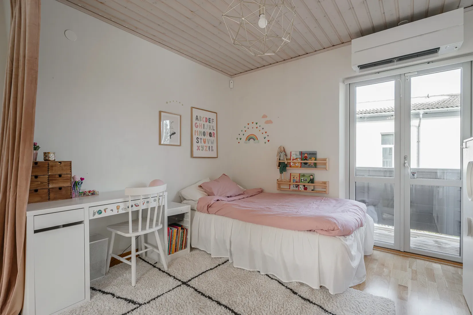 Villa, Gulsparvsvägen 14, Nyby, Vallentuna