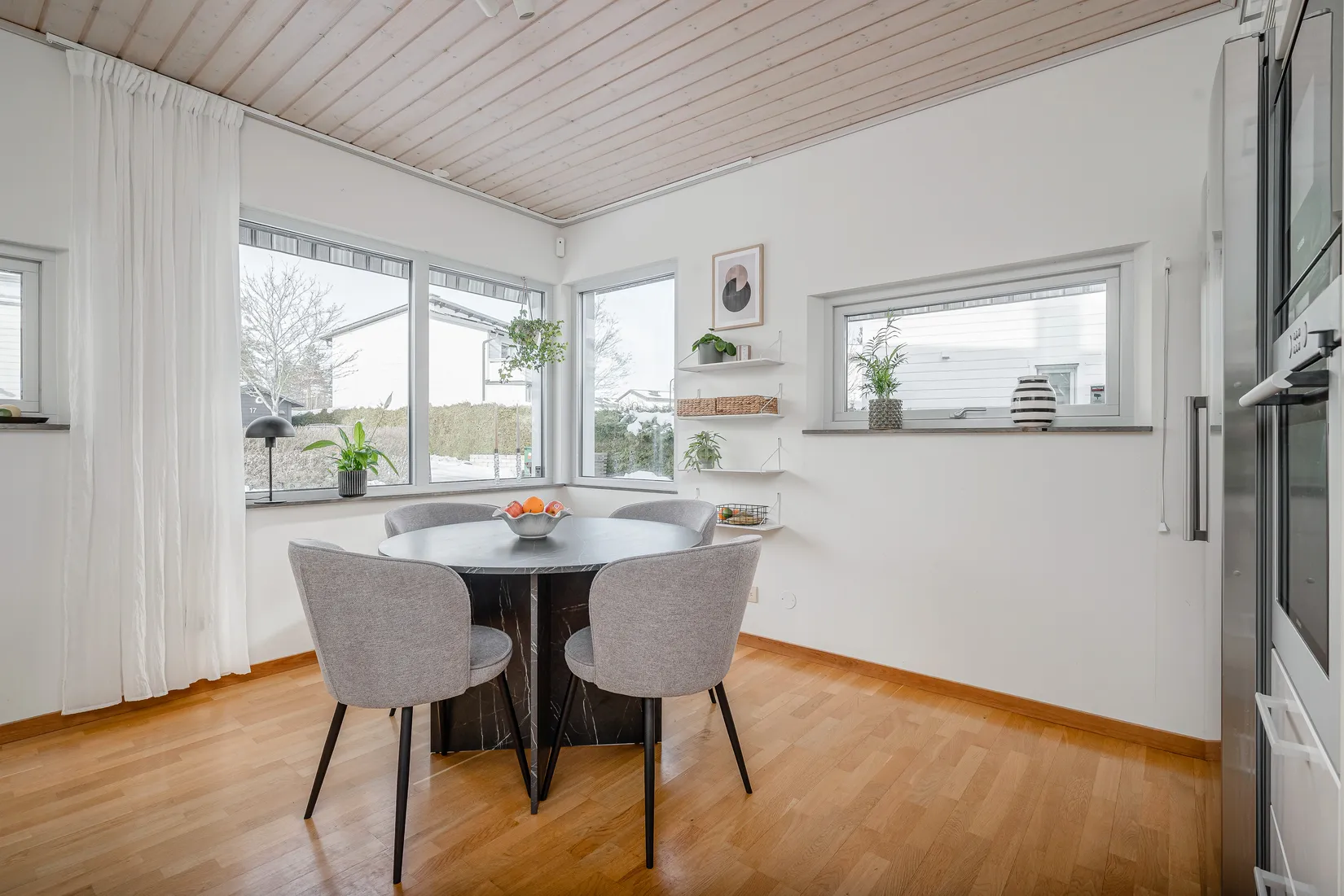 Villa, Gulsparvsvägen 14, Nyby, Vallentuna