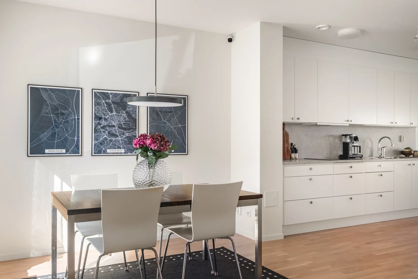 Bostadsrätt, Radhus, Viggholmsvägen 65, Skärholmen, Stockholm