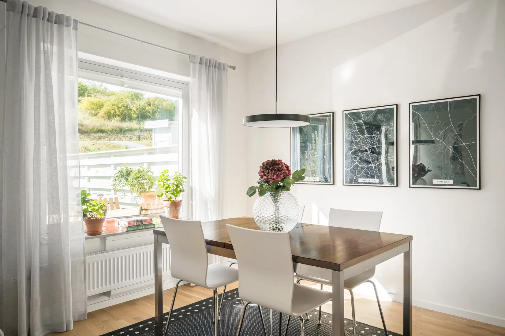 Bostadsrätt, Radhus, Viggholmsvägen 65, Skärholmen, Stockholm