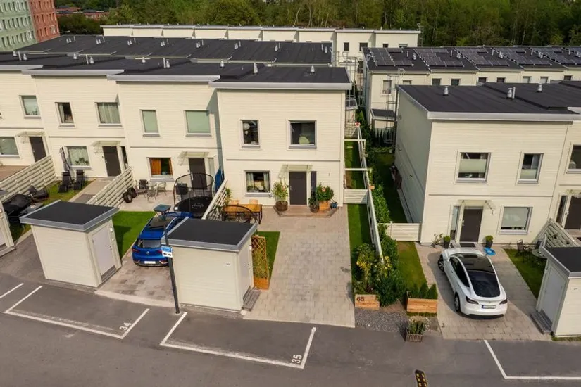 Bostadsrätt, Radhus, Viggholmsvägen 65, Skärholmen, Stockholm