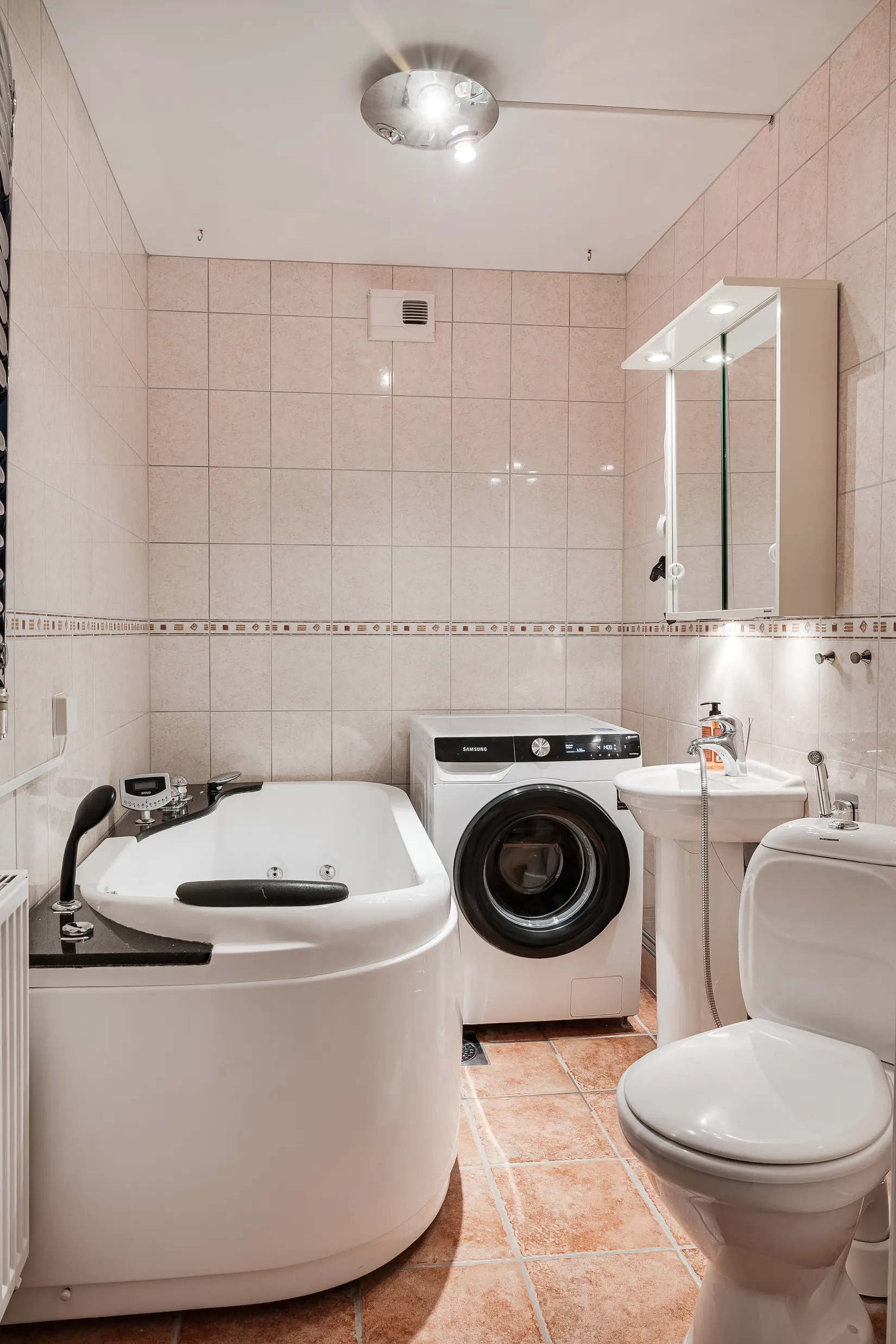 Bostadsrätt, Västra Ringvägen 104, Kullen, Härnösand