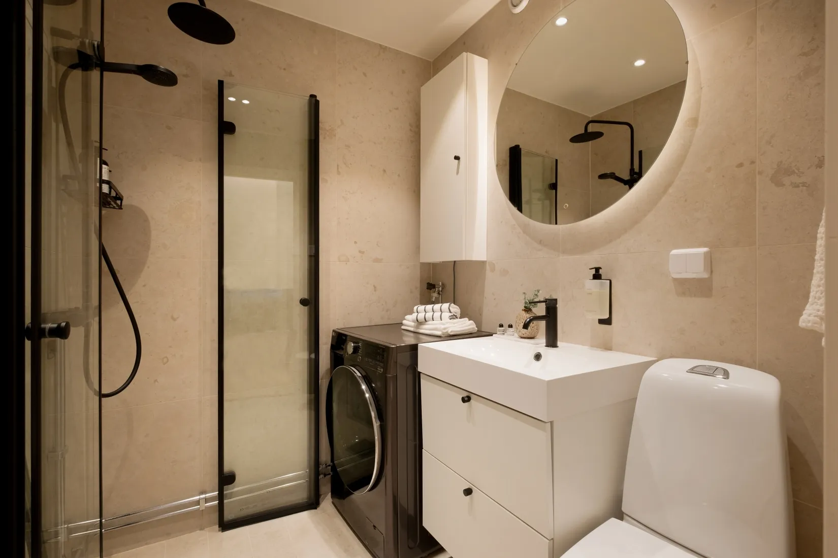 Bostadsrätt, Nybodagatan 3, Vån 10, Skytteholm/Solna C, Solna