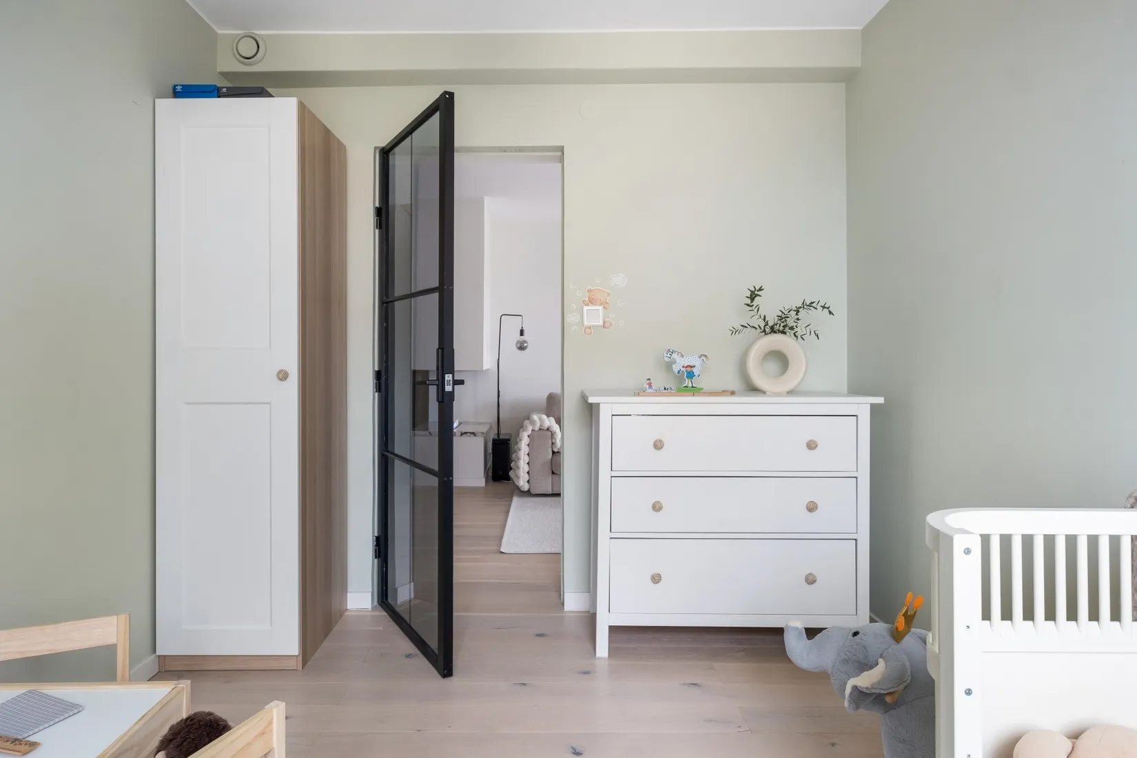 Bostadsrätt, Nybodagatan 3, Vån 10, Skytteholm/Solna C, Solna